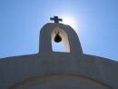 Un clocher dans le ciel de Gr&egrave;ce