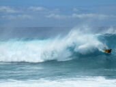 Surf sur les plages d'Hawa&iuml;
